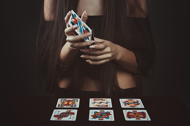 Discover the Secrets of Tarot Reading – 7 Simple Steps